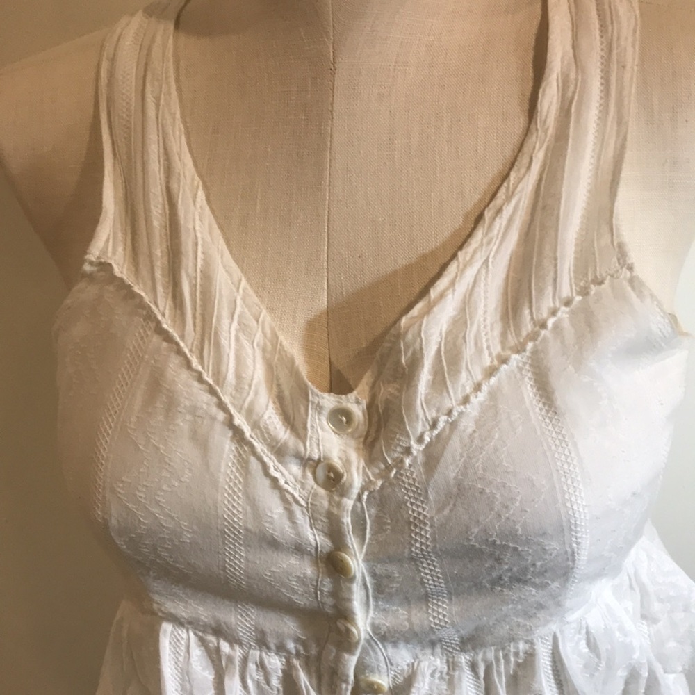 Chelsea and Violet Ruffled Top - Picture 4 of 5
